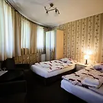 Pokoje Gościnne Via Steso